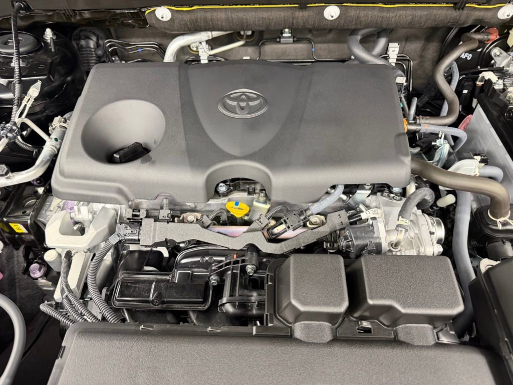 Certified 2025 Toyota RAV4 LE FWD image 38