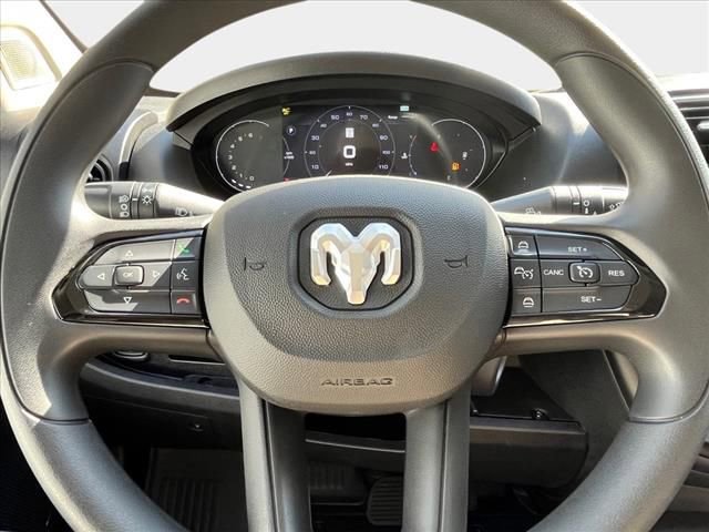 New 2025 RAM ProMaster 2500 w/ Quick Order Package 22G SLT image 11