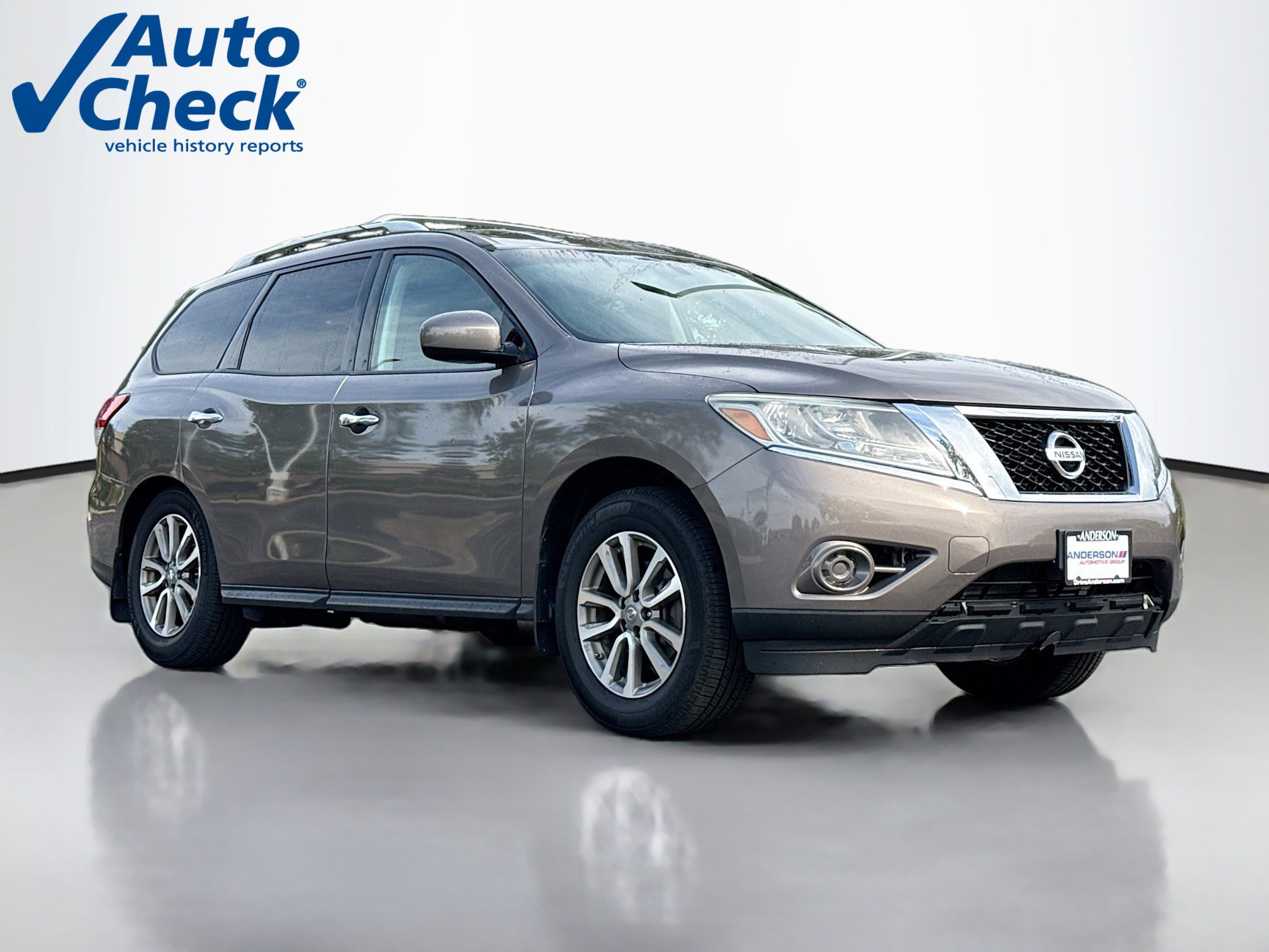 Used 2014 Nissan Pathfinder SV w/ Trailer Tow Package