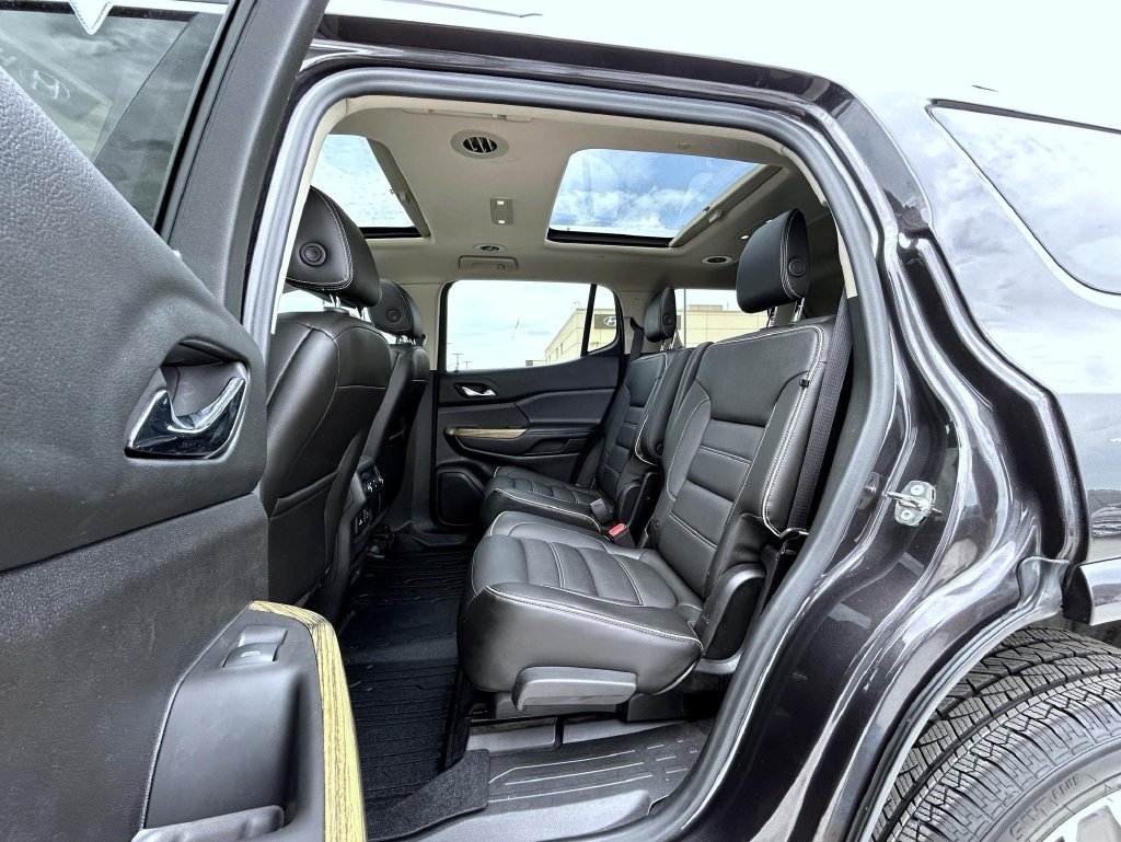 Used 2019 GMC Acadia Denali w/ Technology Package AWD/4WD image 22