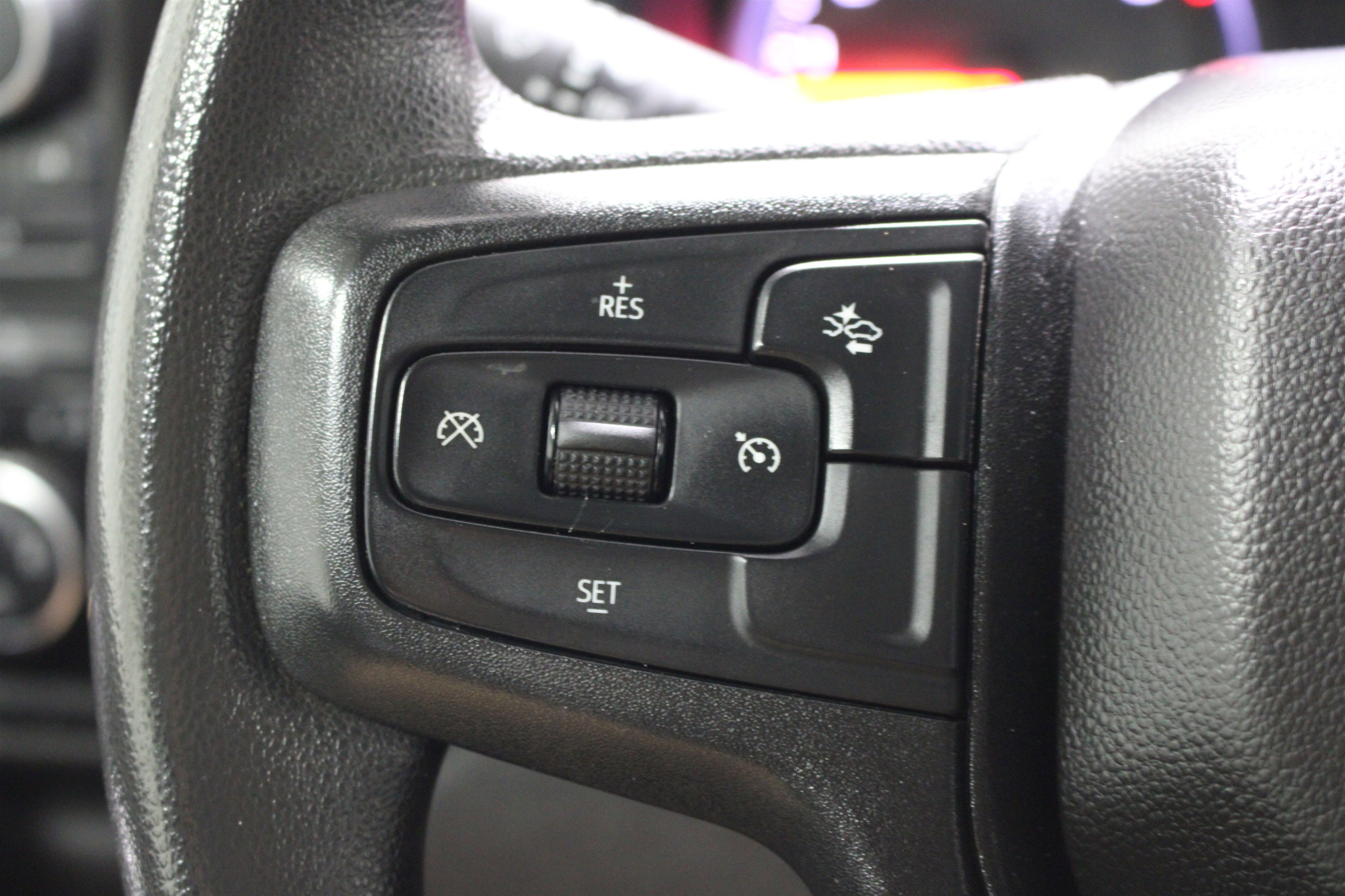 Used 2025 Chevrolet Silverado 2500 Custom w/ Custom Convenience Package AWD/4WD image 12