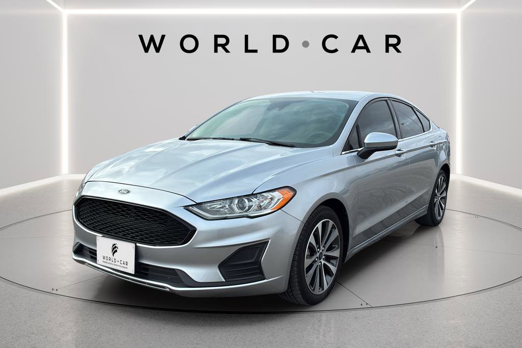 Used 2020 Ford Fusion SE image 10