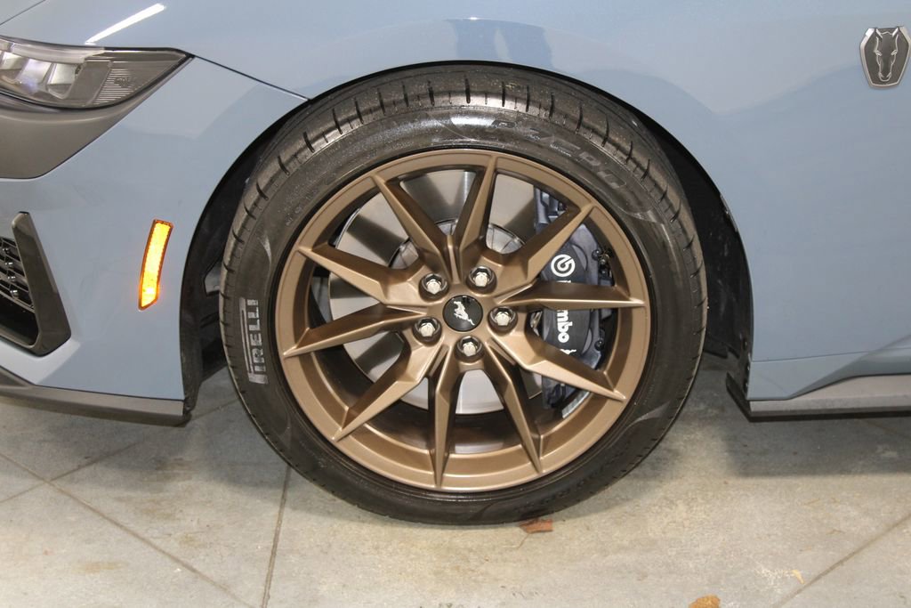 Used 2025 Ford Mustang Dark Horse image 18