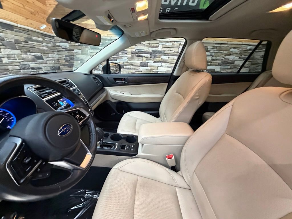 Used 2019 Subaru Outback 2.5i Limited AWD/4WD image 11