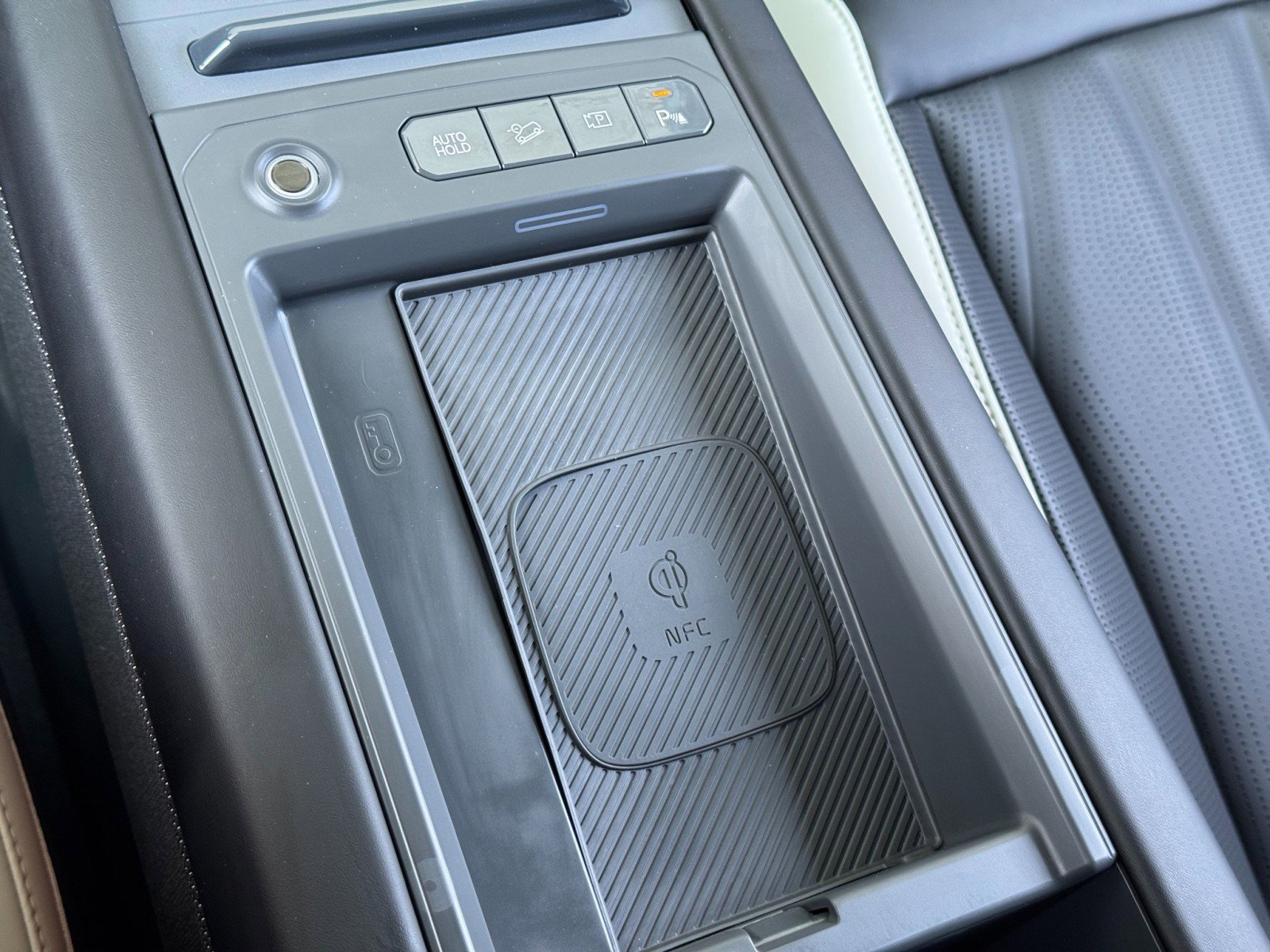 Used 2025 Kia EV9 GT-Line AWD/4WD image 34