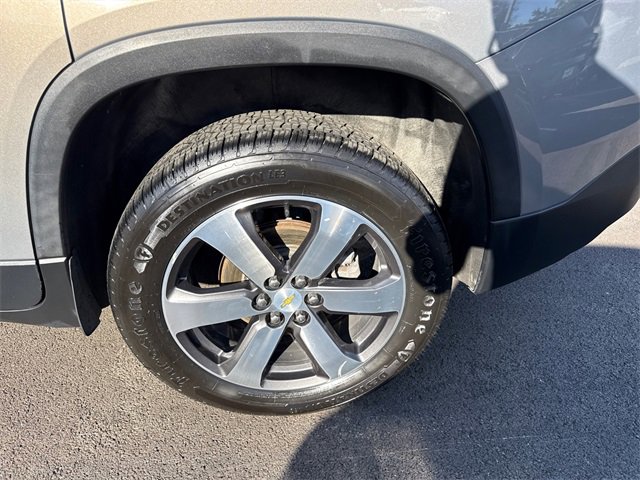 Used 2019 Chevrolet Traverse LT w/ LT Premium Package image 6