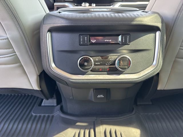 Used 2025 Ford Expedition Platinum w/ Platinum Ultimate Package AWD/4WD image 34