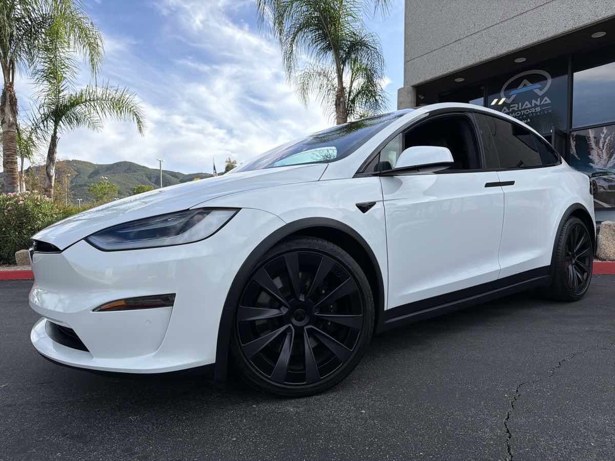 Used 2023 Tesla Model X AWD/4WD image 10