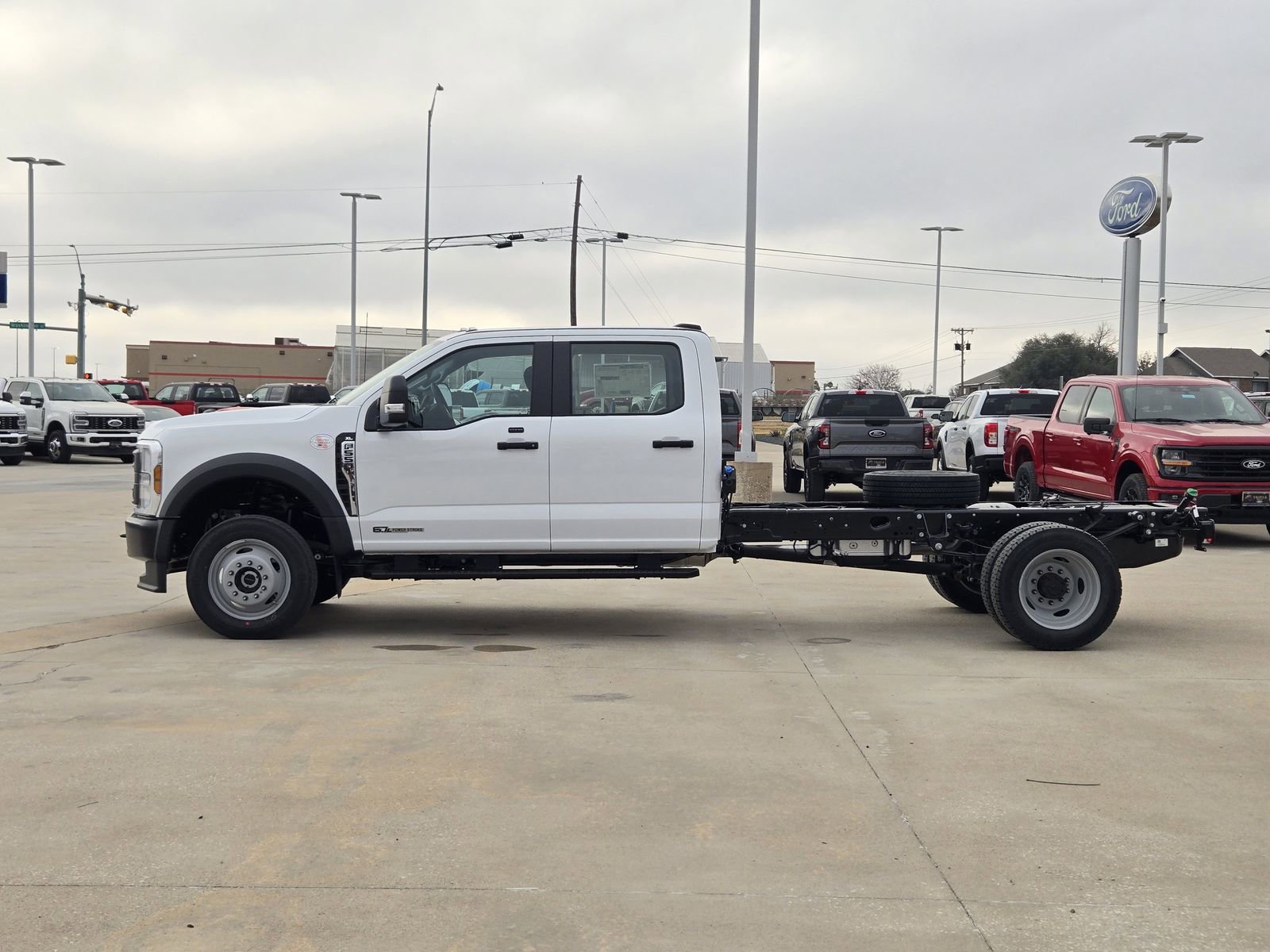 New 2026 Ford F550 4x4 Crew Cab Super Duty image 3
