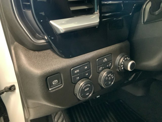 Used 2023 Chevrolet Silverado 1500 RST w/ Z71 Off-Road Package image 18