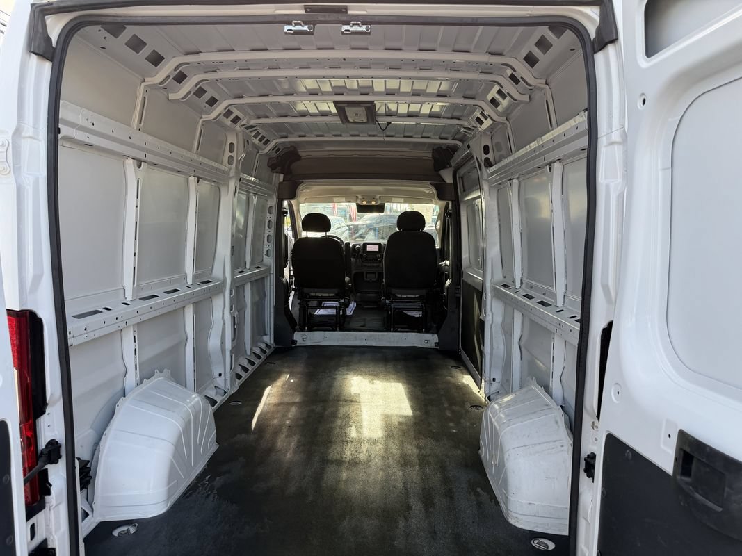 Used 2025 RAM ProMaster 2500 w/ Convenience Group FWD image 41