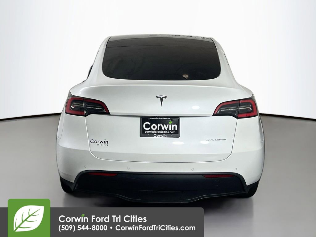 Used 2020 Tesla Model Y Long Range image 14