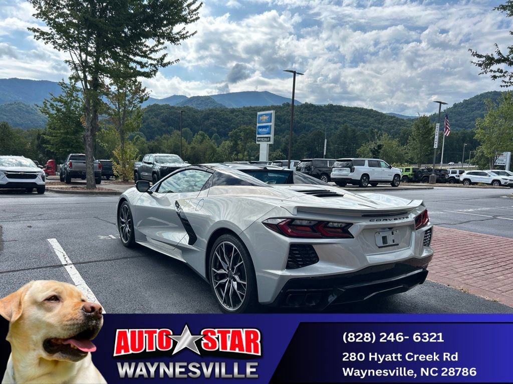 Used 2024 Chevrolet Corvette Stingray Convertible w/ 1LT RWD image 5