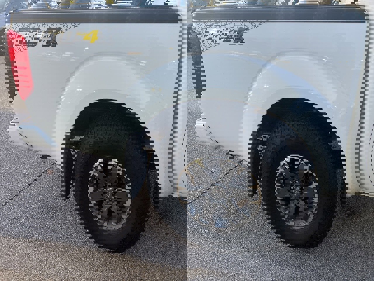 Used 2019 Nissan Frontier S image 12