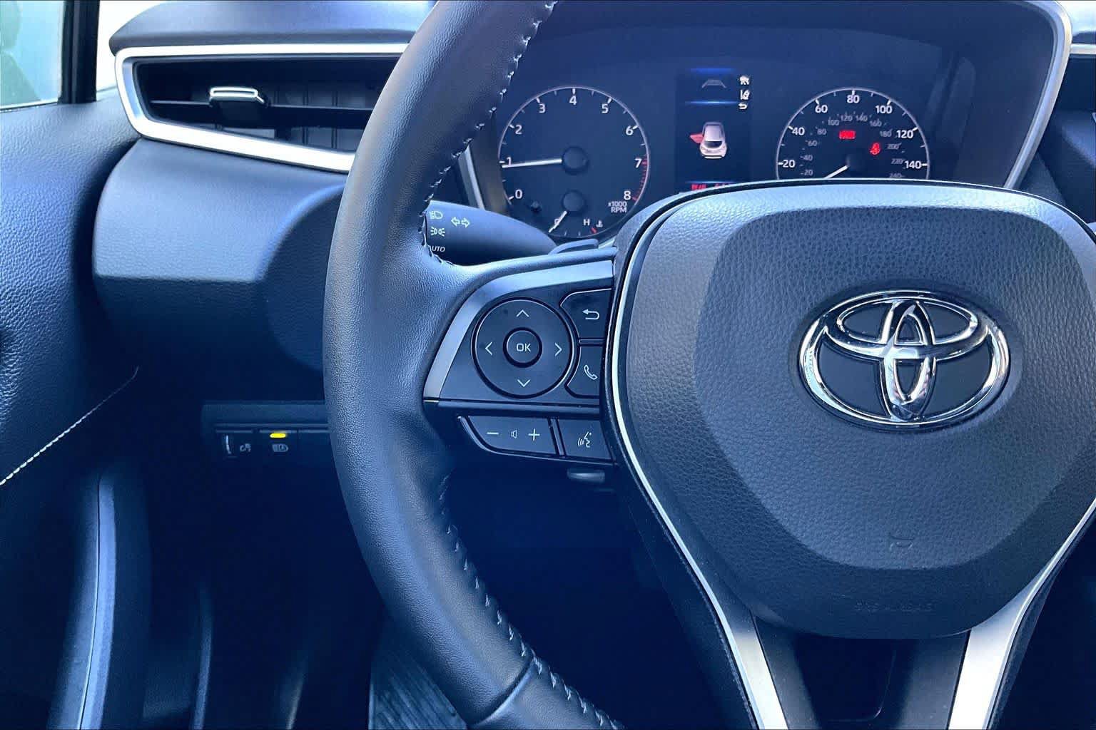 Certified 2026 Toyota Corolla SE FWD image 24