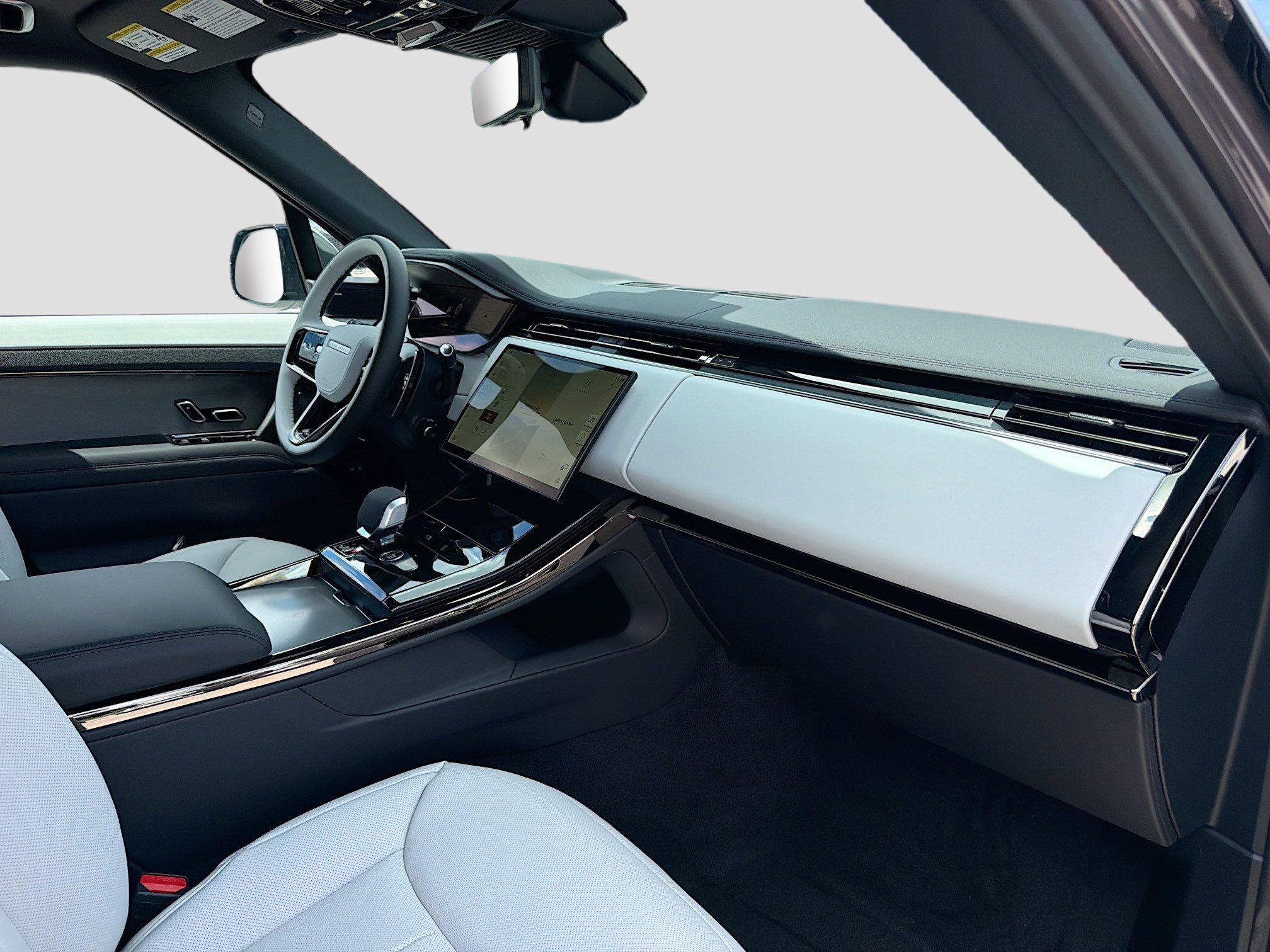 New 2026 Land Rover Range Rover Sport Dynamic SE AWD/4WD image 15