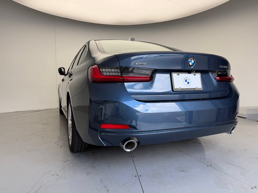 Certified 2026 BMW 330i xDrive Sedan w/ Convenience Package AWD/4WD image 4