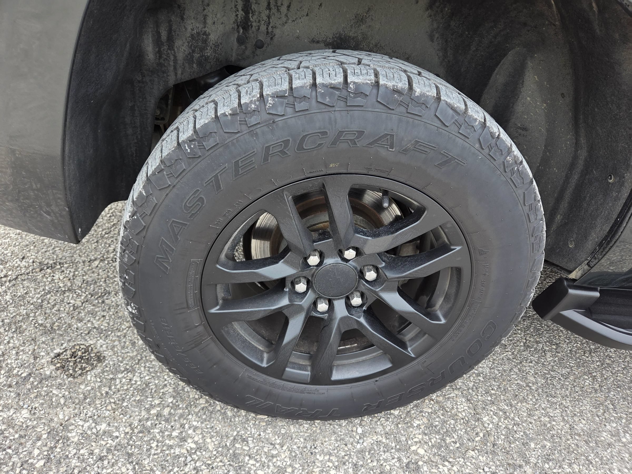 Used 2016 Chevrolet Tahoe LT AWD/4WD image 15