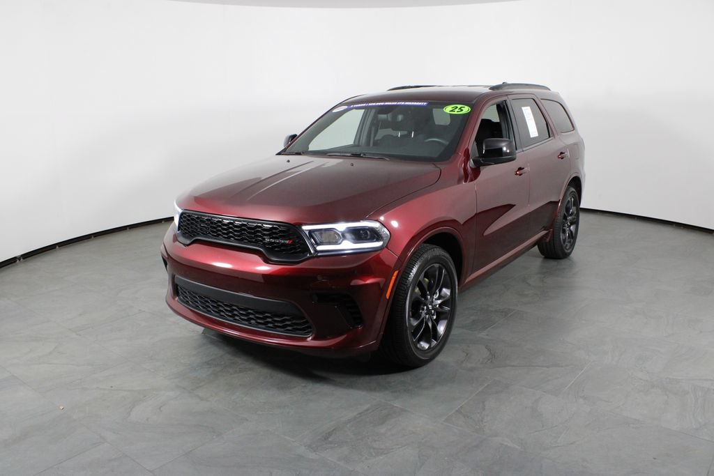 Used 2025 Dodge Durango GT w/ Blacktop Package RWD image 2
