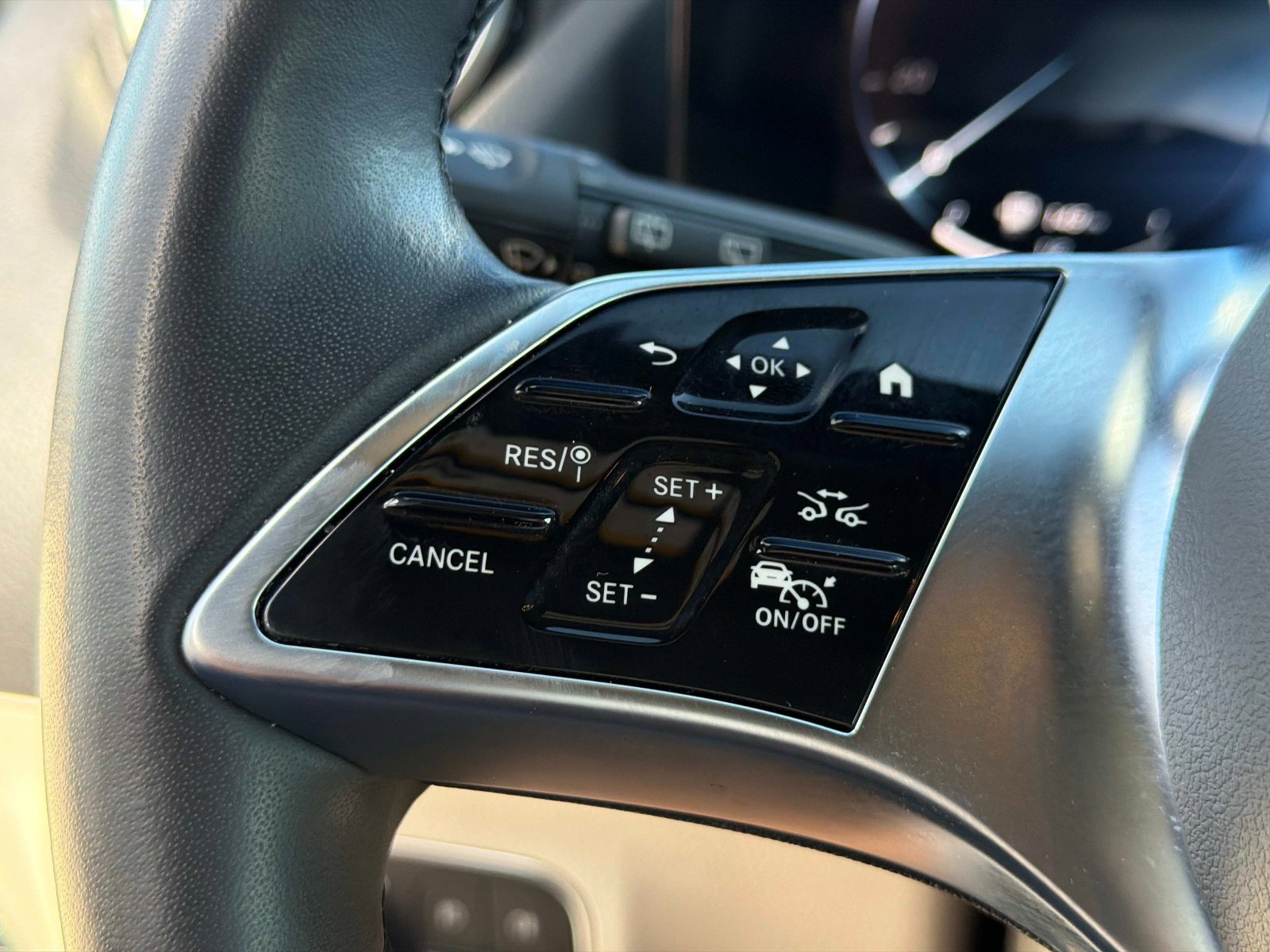 Used 2025 Mercedes-Benz GLA 250 4MATIC image 47