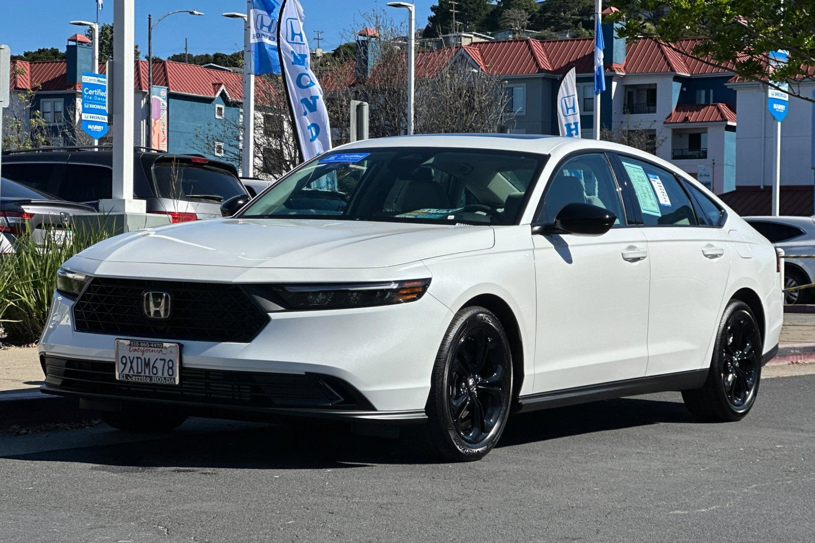 Certified 2025 Honda Accord SE image 7