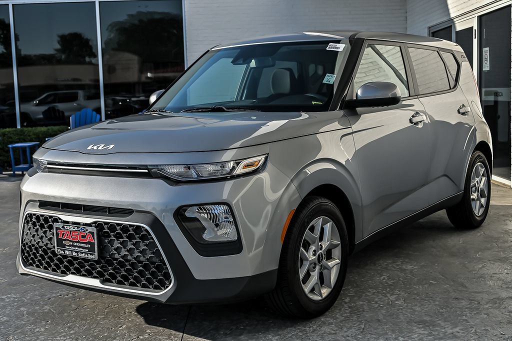 Used 2022 Kia Soul LX w/ Technology Package FWD image 6