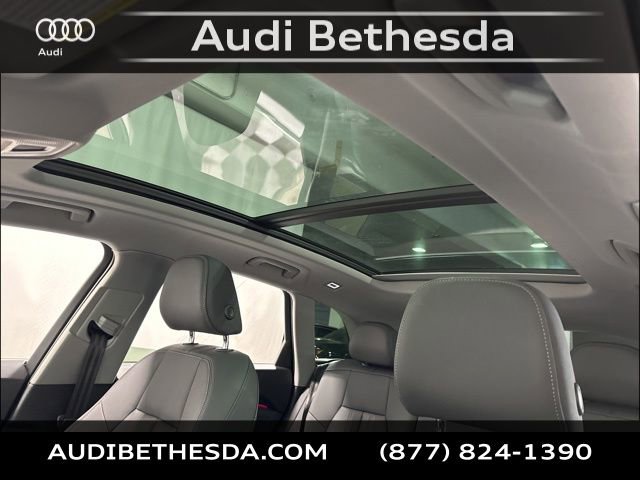 Certified 2025 Audi Q5 2.0T Premium Plus w/ Premium Plus image 28