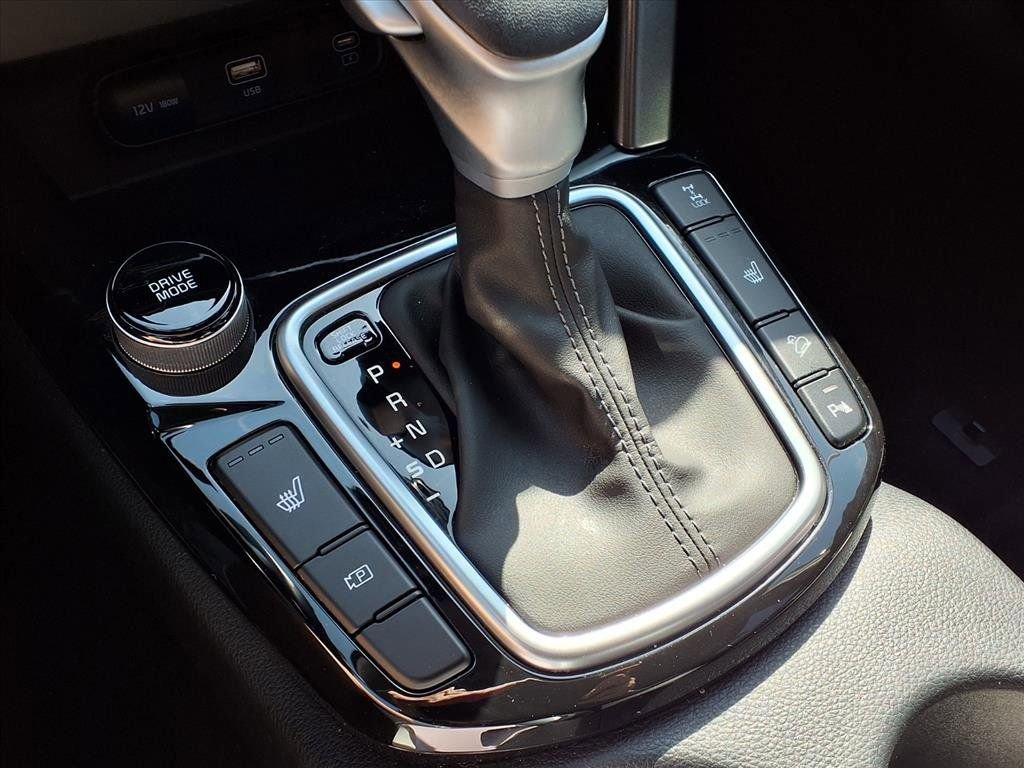 Used 2025 Kia Seltos EX AWD/4WD image 13