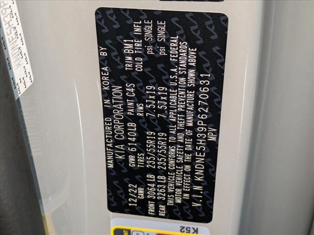 Used 2023 Kia Carnival SX Prestige image 28