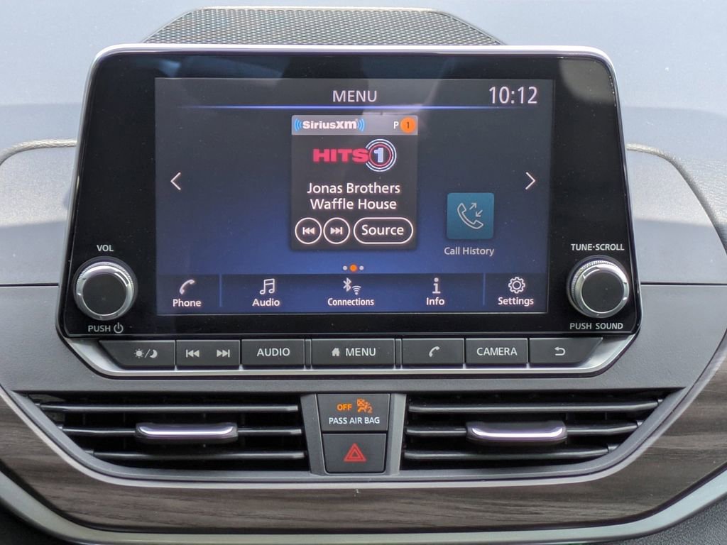 Used 2024 Nissan Altima 2.5 SV image 16