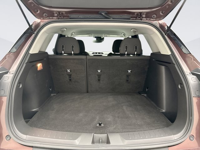 Used 2022 Chevrolet TrailBlazer LT AWD/4WD image 18