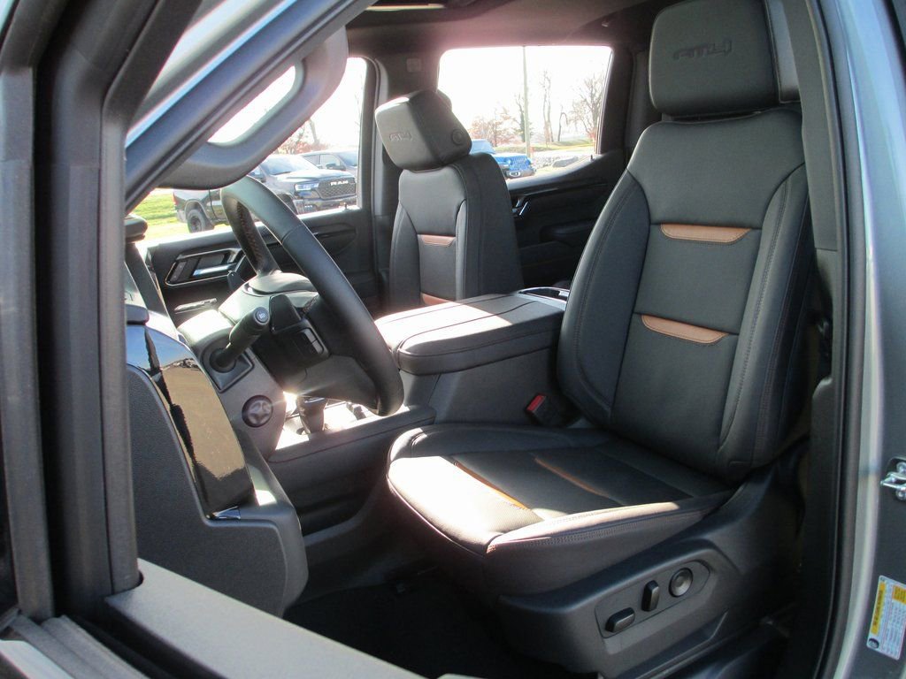 New 2026 GMC Sierra 1500 AT4 w/ AT4 Premium Package image 12