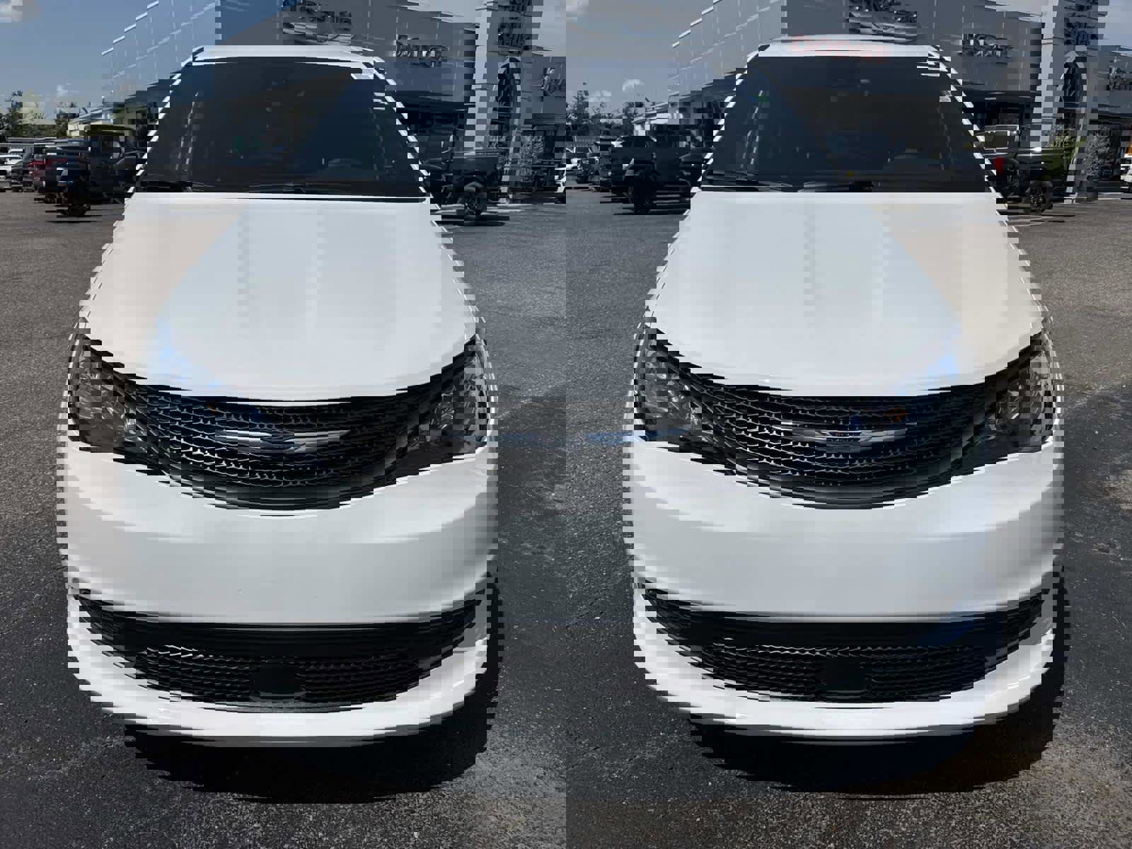 New 2026 Chrysler Voyager LX image 2