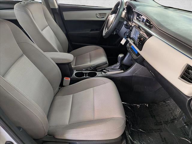 Used 2015 Toyota Corolla LE FWD image 25
