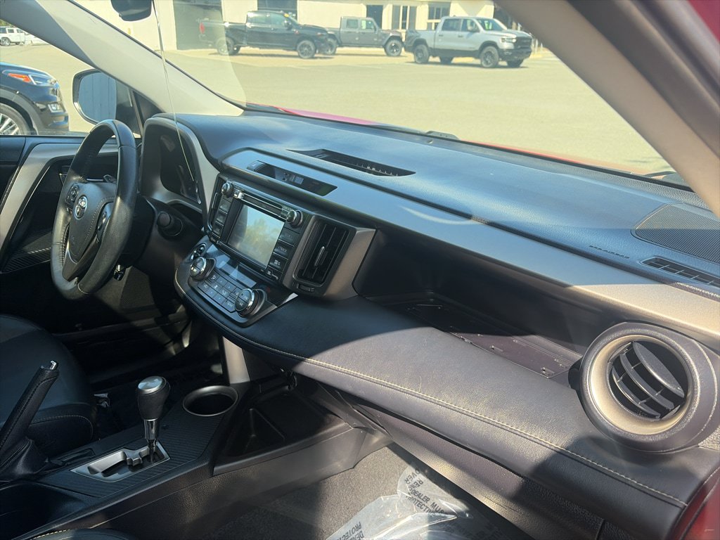 Used 2014 Toyota RAV4 Limited AWD/4WD image 21