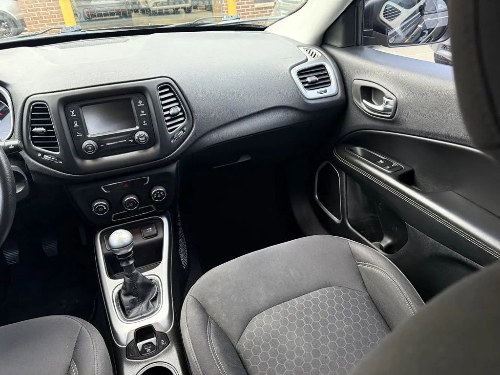 Used 2017 Jeep Compass Sport image 9