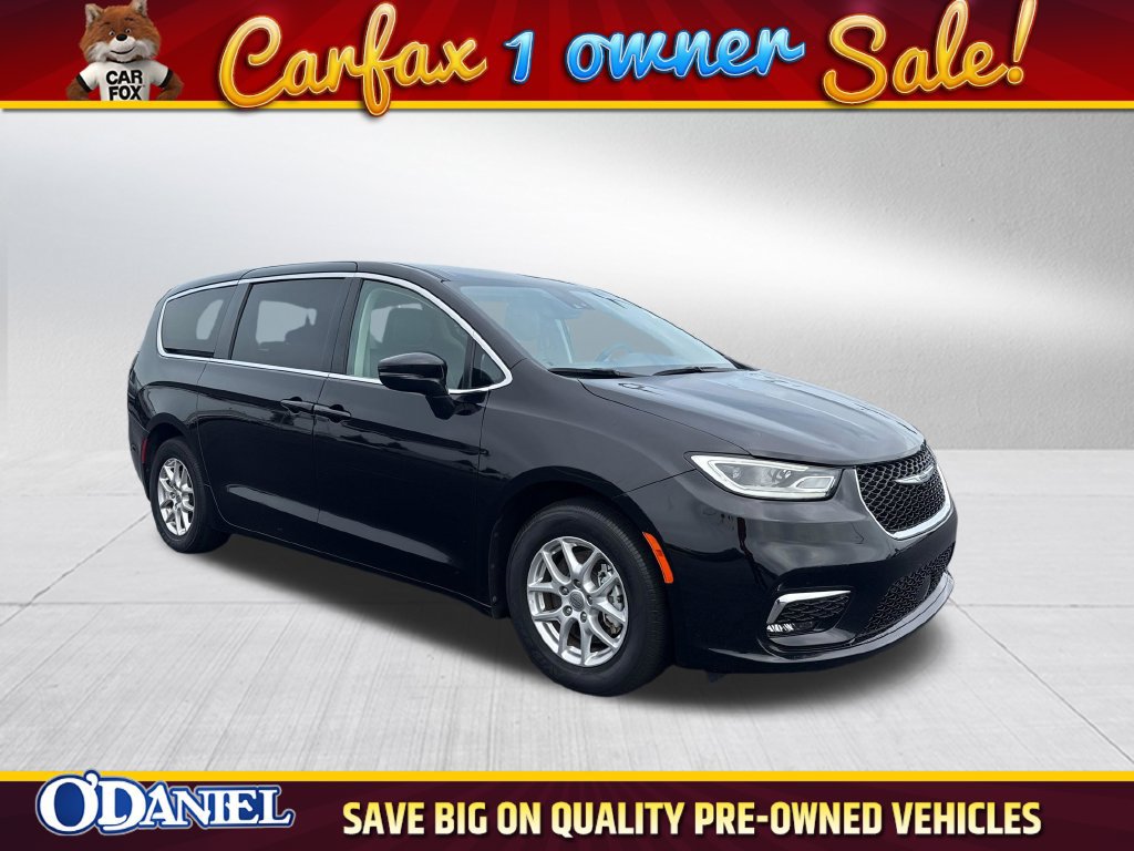 Used 2024 Chrysler Pacifica Touring-L