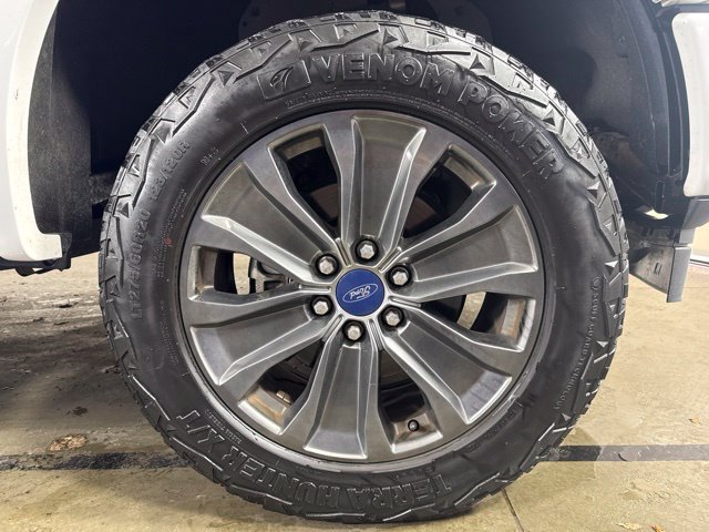 Used 2018 Ford F150 XLT w/ Equipment Group 302A Luxury AWD/4WD image 12