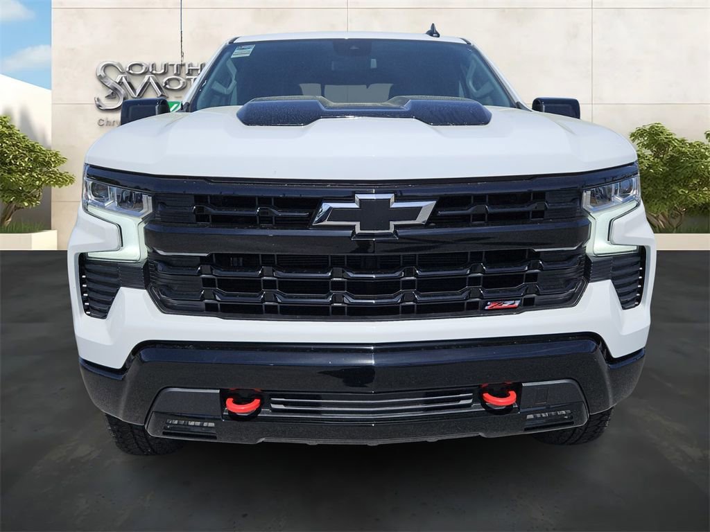 Used 2025 Chevrolet Silverado 1500 LT Trail Boss w/ Convenience Package II image 8