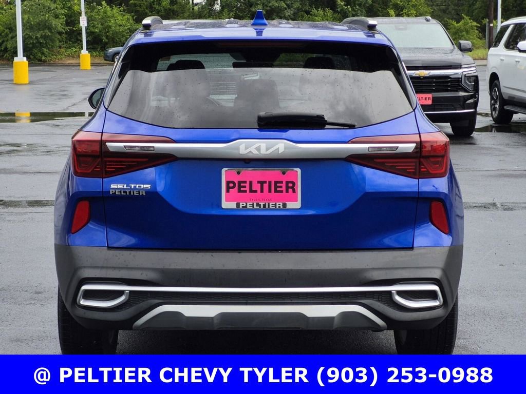 Used 2022 Kia Seltos S FWD image 5