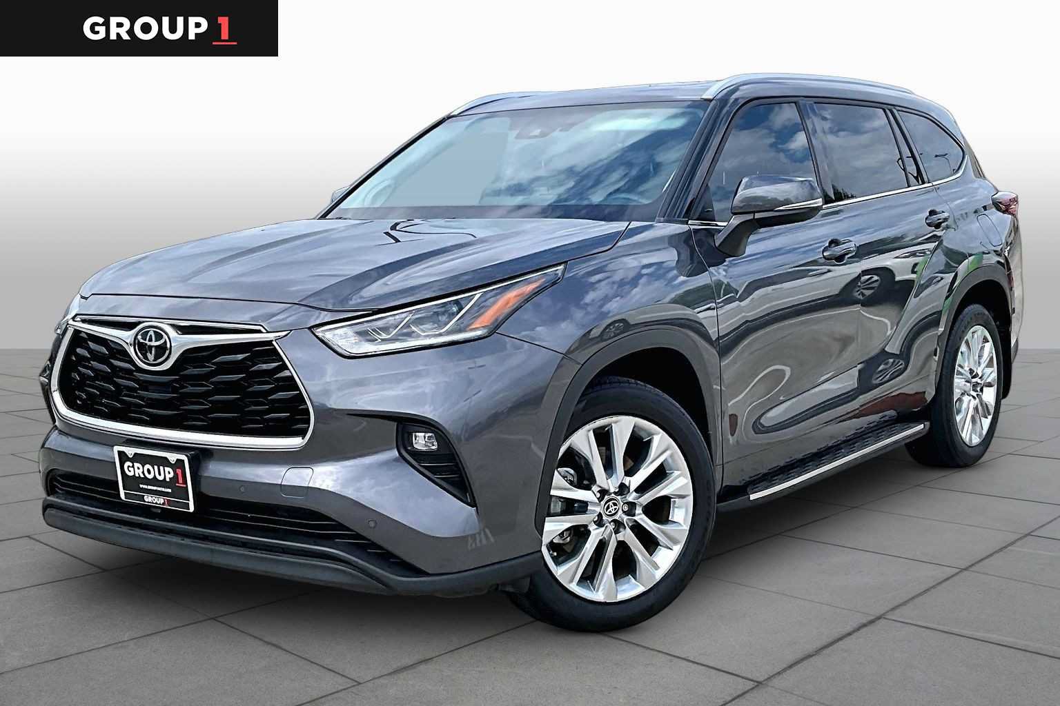 Used 2024 Toyota Highlander Limited