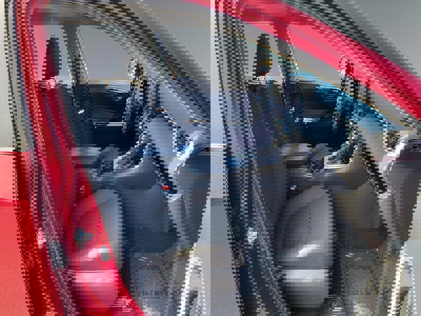 Used 2021 Toyota RAV4 LE w/ Carpet Mat Package (TMS) image 15