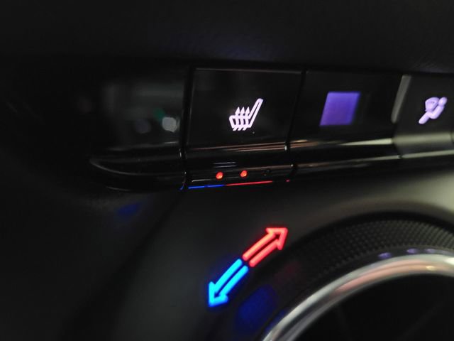 Used 2020 Chevrolet Blazer LT image 40