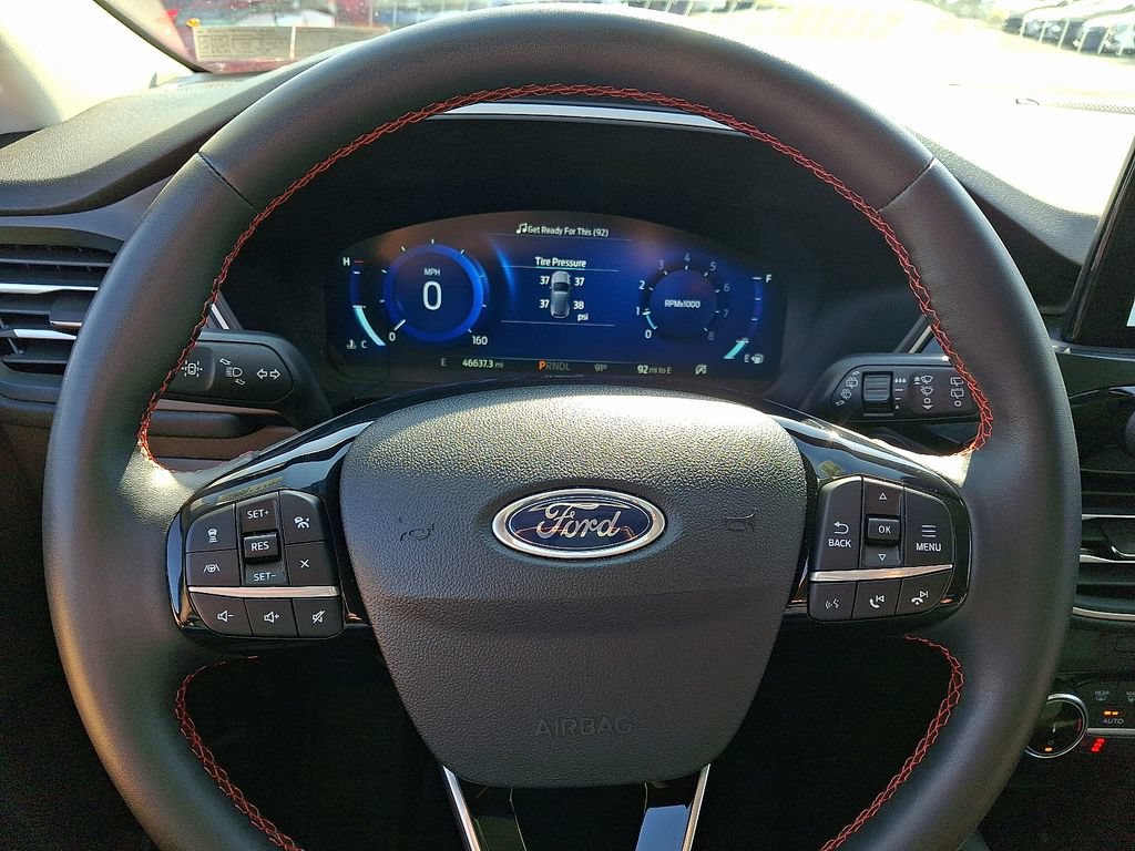 Used 2022 Ford Escape SEL w/ SEL Stealth AWD Package image 21