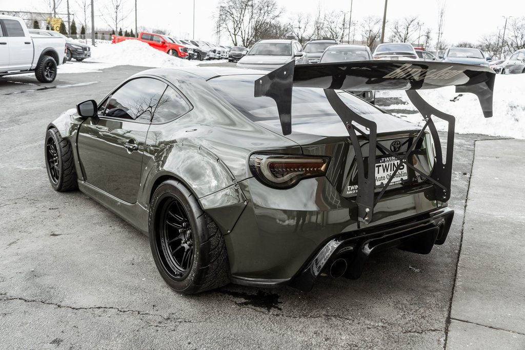Used 2014 Scion FR-S RWD image 31