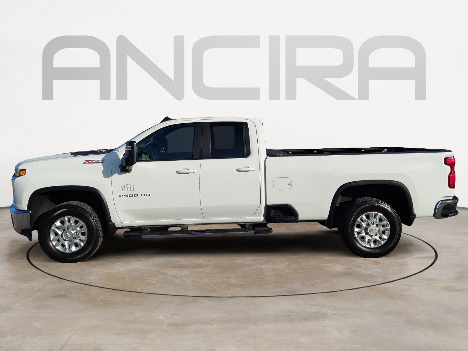 Used 2022 Chevrolet Silverado 2500 LT w/ Convenience Package AWD/4WD image 7