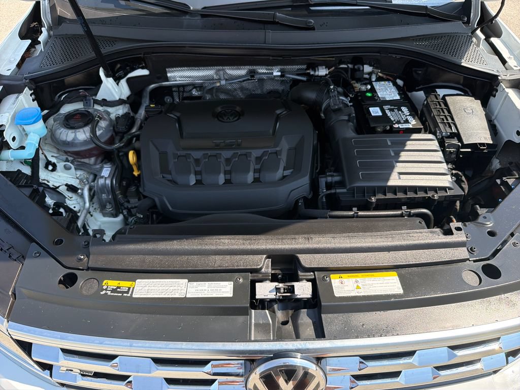 Certified 2021 Volkswagen Tiguan SEL Premium R-Line AWD/4WD image 32