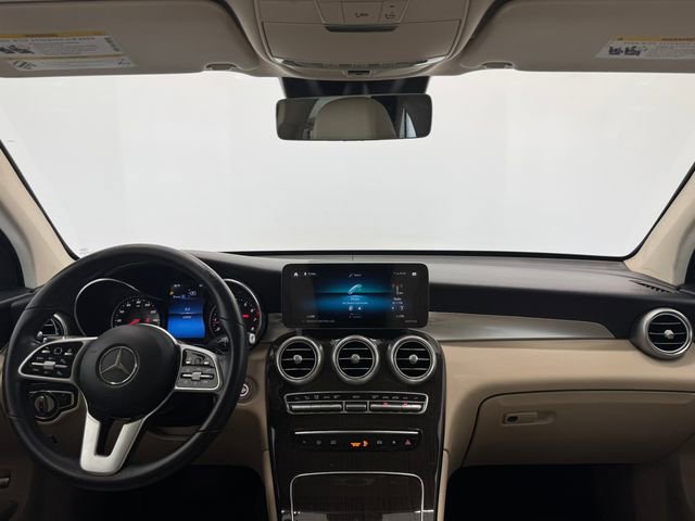 Used 2022 Mercedes-Benz GLC 300 image 6