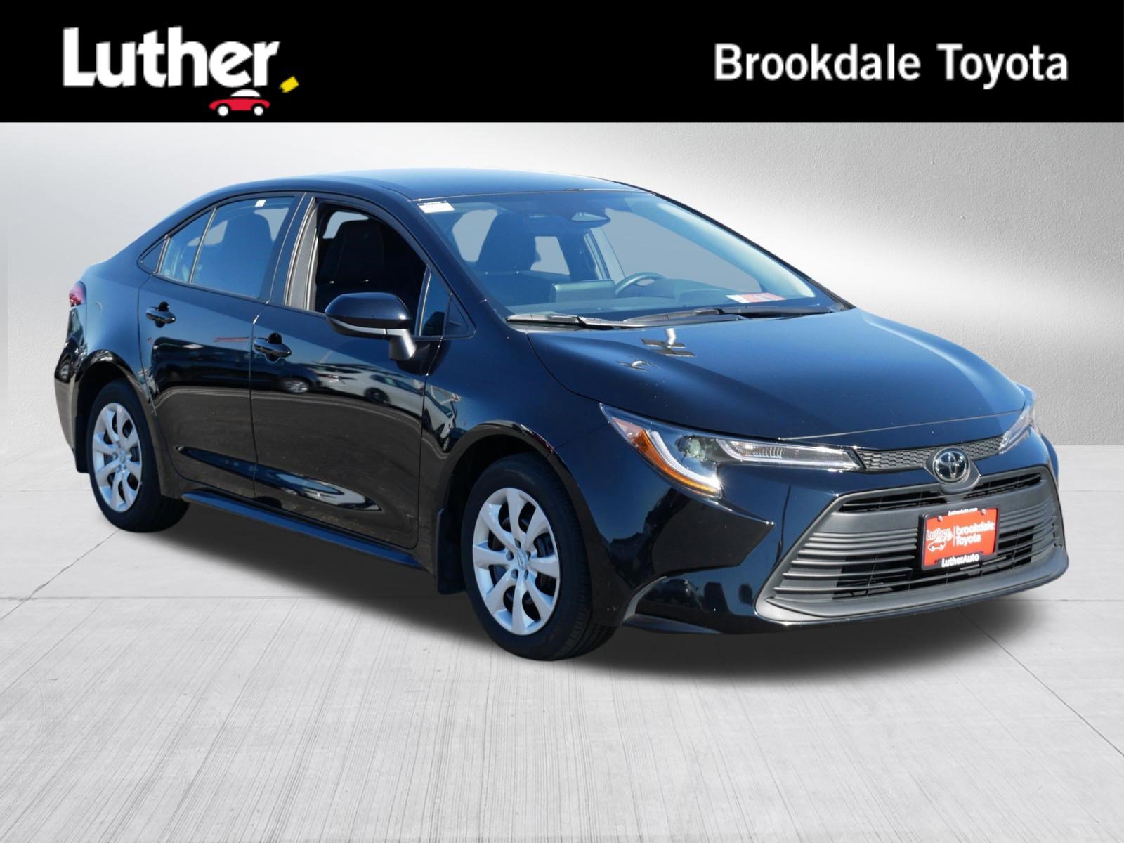 Certified 2023 Toyota Corolla LE FWD image 1