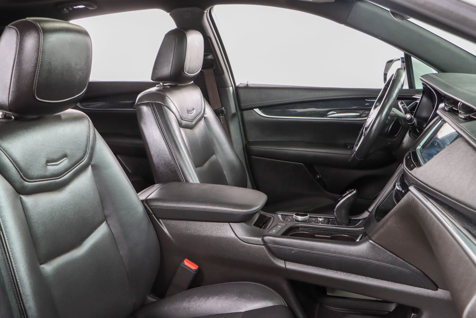 Used 2022 Cadillac XT5 Premium Luxury AWD/4WD image 28